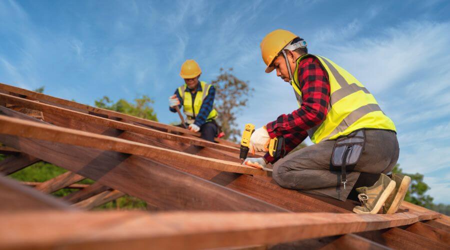 Professional Flat Roofing Installation services in Eddyville, OR